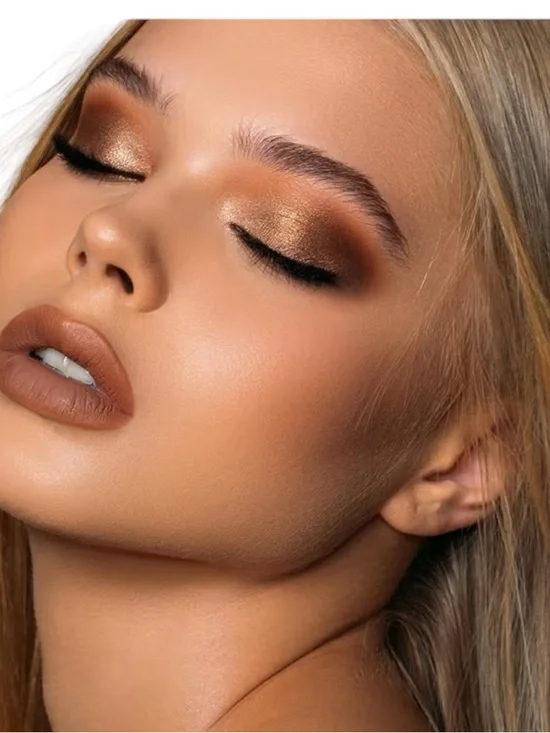 NUDE Myster Rosey Eyeshadow Palette - Neutral Tones - Picture 4 of 5